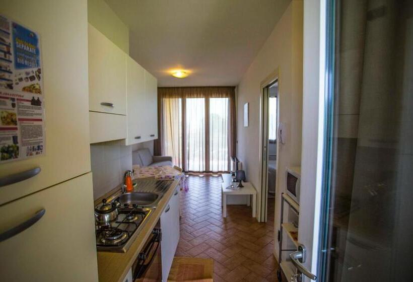 آپارتمان 1 خوابه, Residence Karina