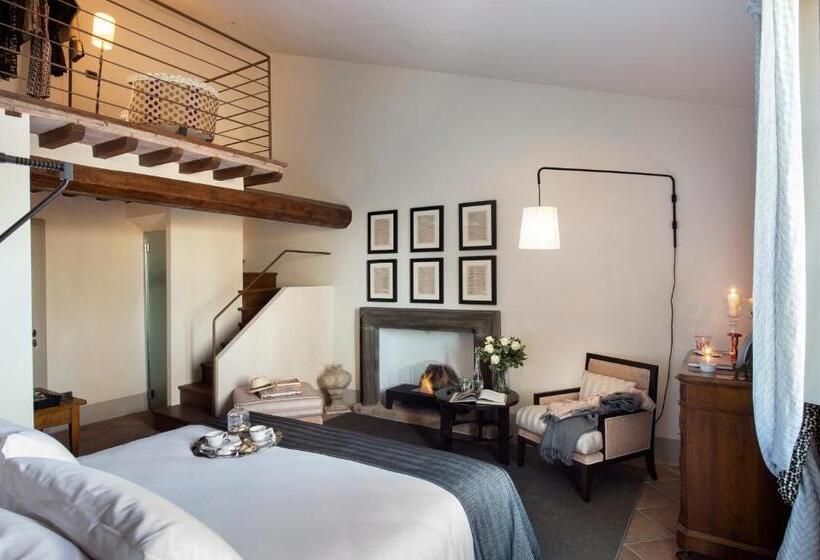 Deluxe Juniorsvit, La Moscadella