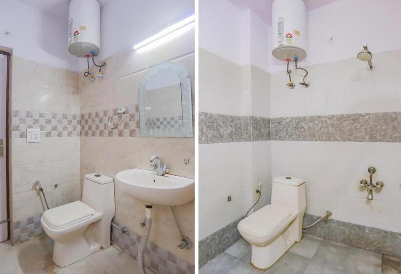 Трехместный Номер Классика, Collection O 78374 Collection O Essendi Hospitalities Llp