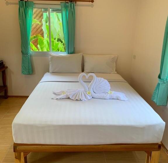 Номер Стандарт с Балконом, Khaosok Bamboo Huts Resort