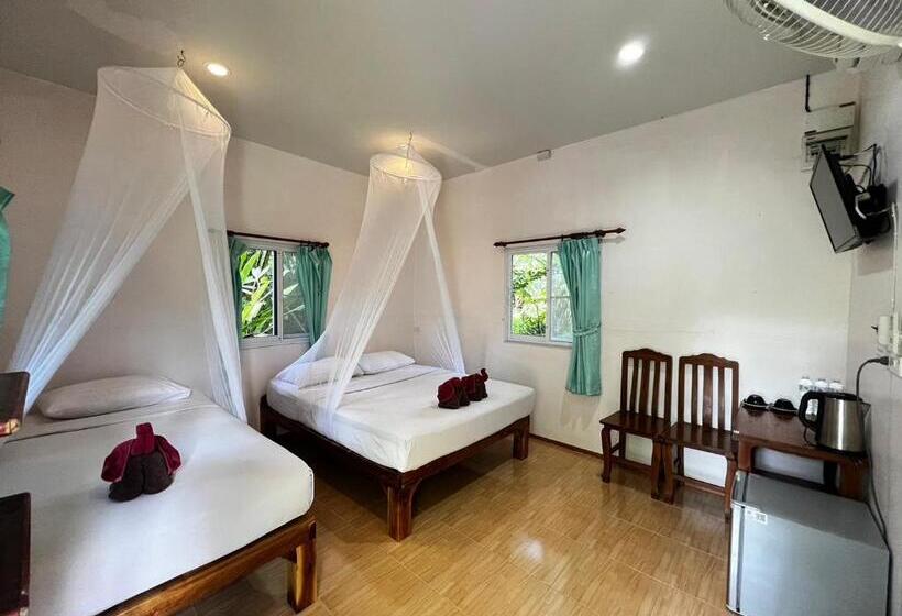 Трехместный Номер Deluxe, Khaosok Bamboo Huts Resort