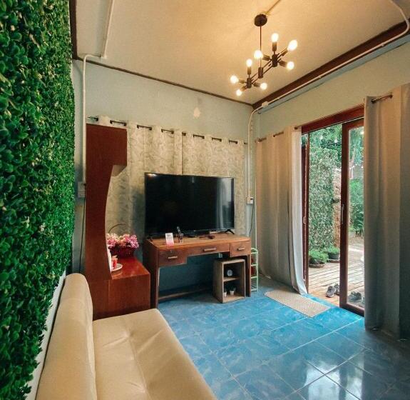 خانه 4 خوابه, ฮักเคียงโขง Hug Khieng Khong Nongkhai Hostel