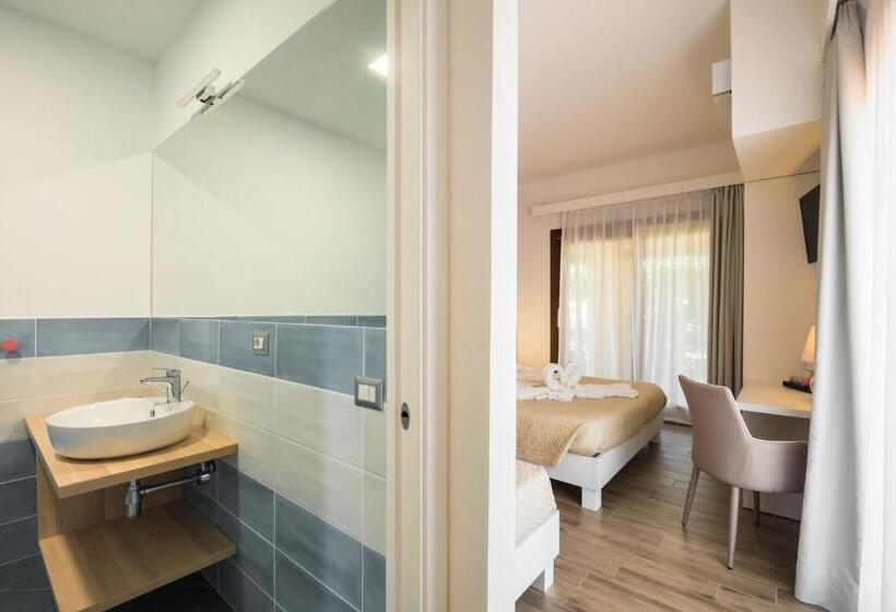 Семейный Номер, Relais Del Borgo  Domo