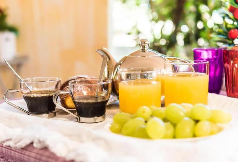 Номер Стандарт Трехместный, Relais Del Borgo  Domo