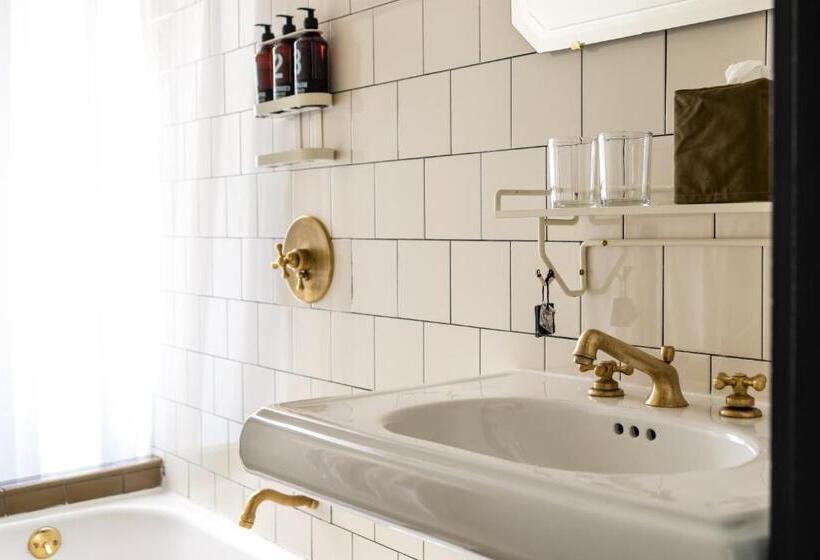 اتاق عادی, Ace Hotel New York