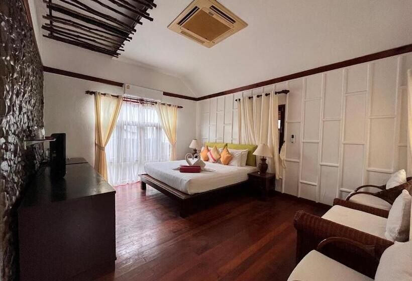 1 Bedroom House, Green Papaya Beach Resort, Koh Phangan
