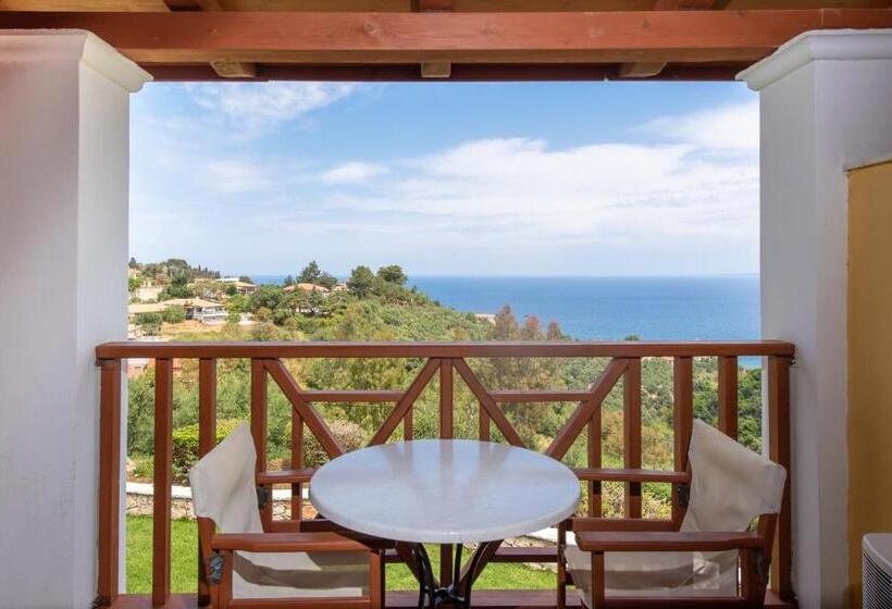 استودیوی استاندارد, Sea View Village