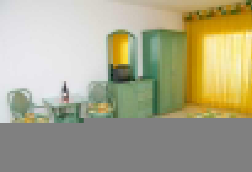 Апартаменты 1 Спальня Нижний Этаж, Aparthotel Esquinzo y Monte del Mar