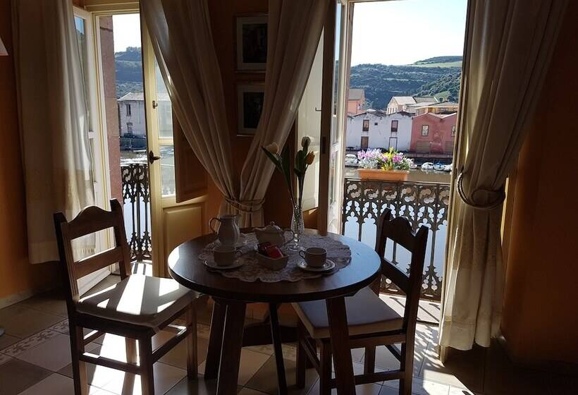 スーペリアトリプルルーム, Corte Fiorita Albergo Diffuso