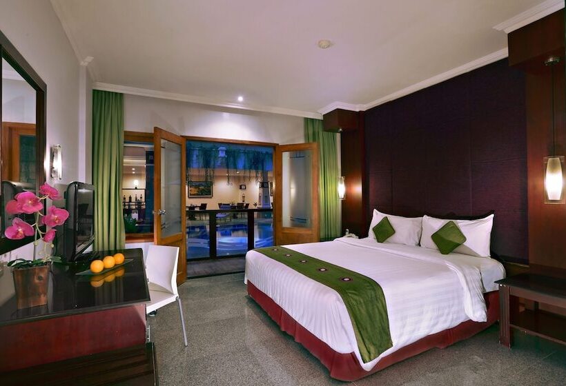 اتاق لوکس, Famous Hotel Kuta Formerly Permata Kuta