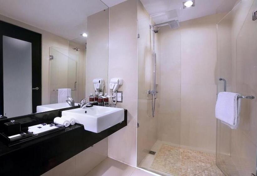 디럭스 룸, Grand City Hall Hotel & Serviced Residences