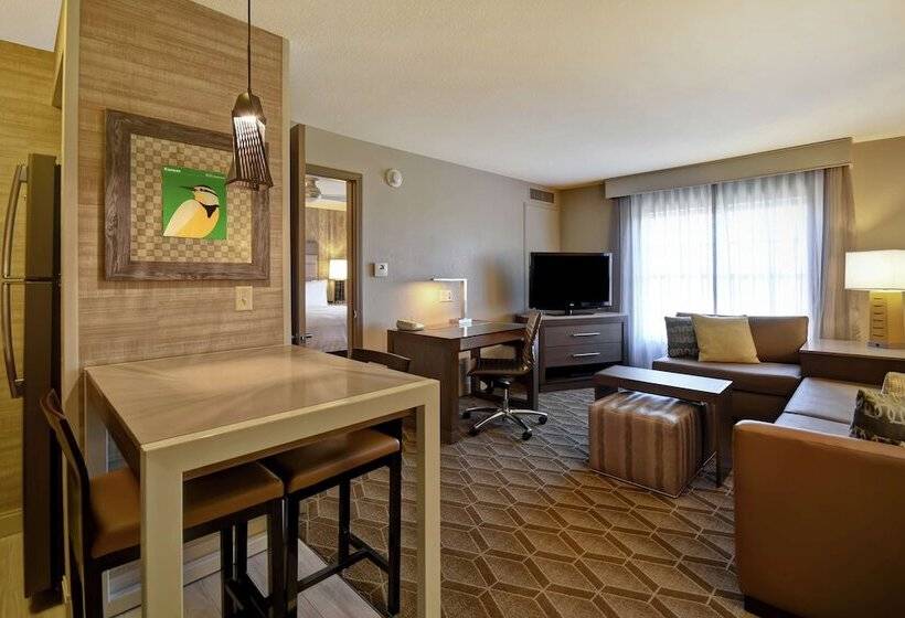Люкс 2 Спальни, Homewood Suites By Hilton At The Waterfront