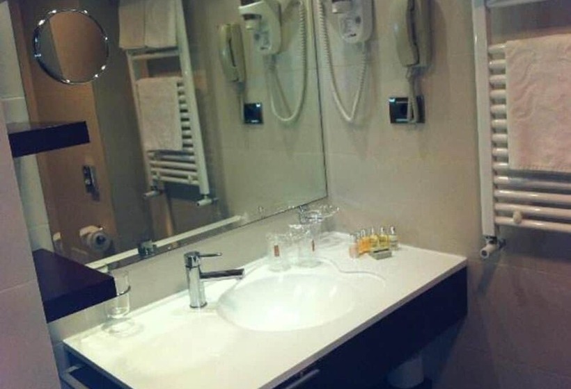 Standard Room with Balcony Side Sea View, Vega