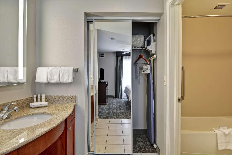 سوئیت 2 خوابه, Homewood Suites Reno
