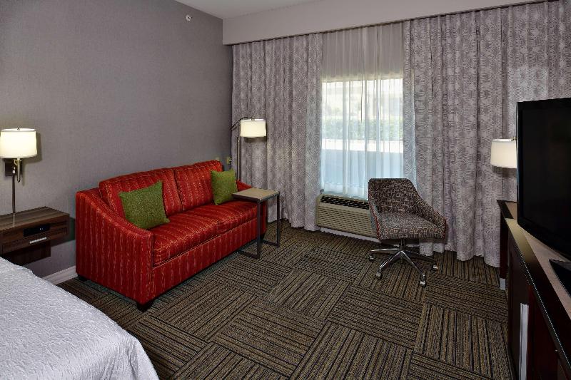 Стандартный Номер Кровать Кинг, Hampton Inn & Suites Fredericksburg