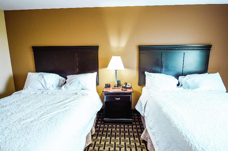 Номер Стандарт, Hampton Inn And Suites Pine Bluff