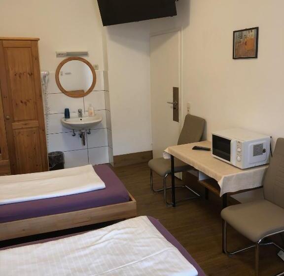 4인용 스탠다드 룸, Pension Schmellergarten