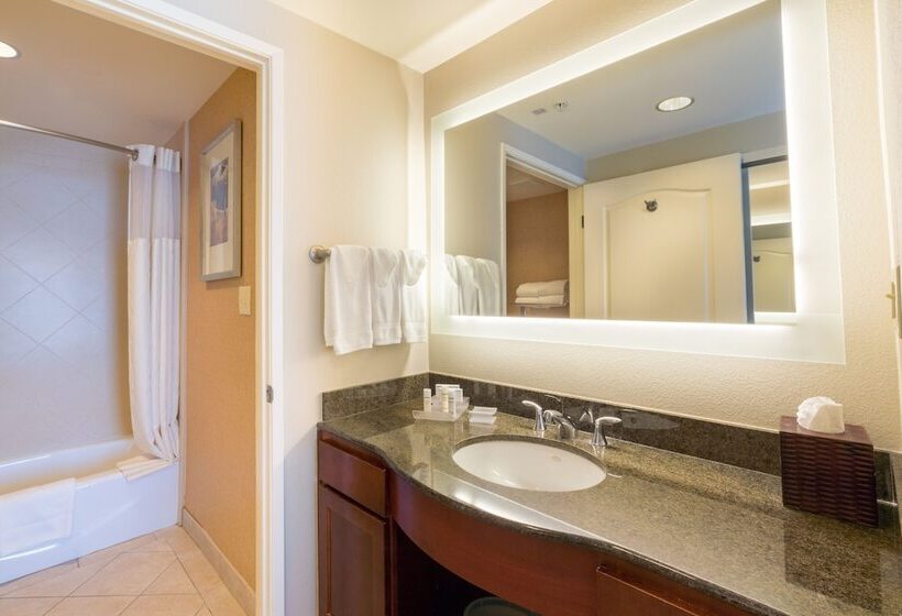 Suite Pat King, Homewood Suites By Hilton San Diego Airport/liberty Station