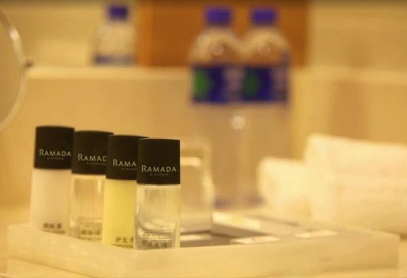Люкс Повышенной Комфортности, Ramada By Wyndham Beijing Airport