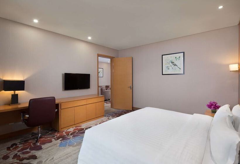 Люкс Повышенной Комфортности, Ramada By Wyndham Beijing Airport