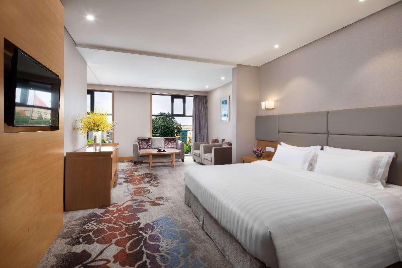 Люкс Executive Кровать Кинг, Ramada By Wyndham Beijing Airport