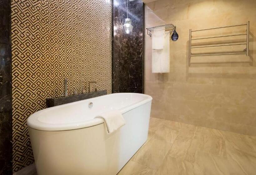 스위트, Radisson Blu Hotel Yerevan