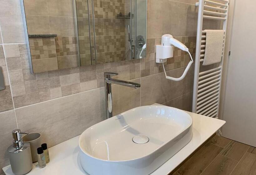 Номер Стандарт с Балконом, B&b La Luce Verde