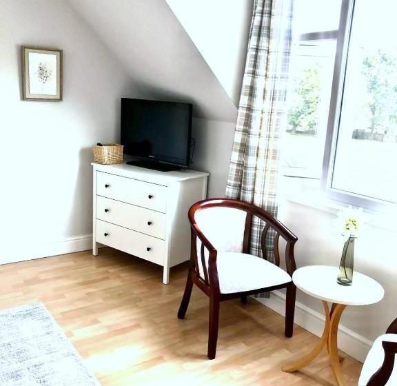 Люкс Deluxe Кровать Кинг, Fox View Guesthouse