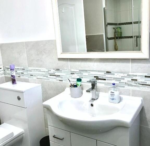 Люкс Deluxe Кровать Кинг, Fox View Guesthouse