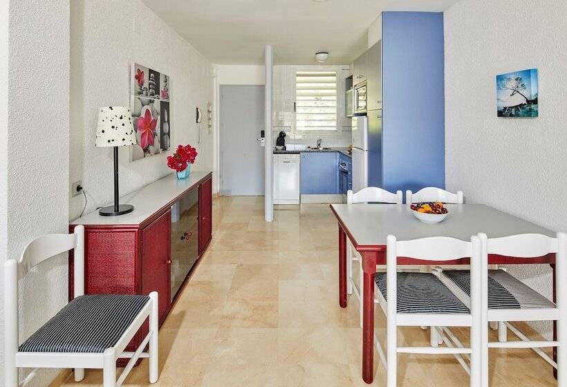 Апартаменты 2 спальни Вид на Бассейн, Apartamentos Centremar