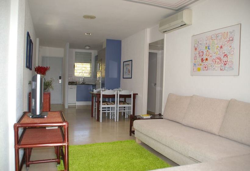 Апартаменты 2 спальни Вид на Бассейн, Apartamentos Centremar