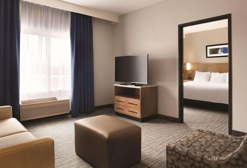 Люкс, Radisson Hotel Ames Conference Center At Isu