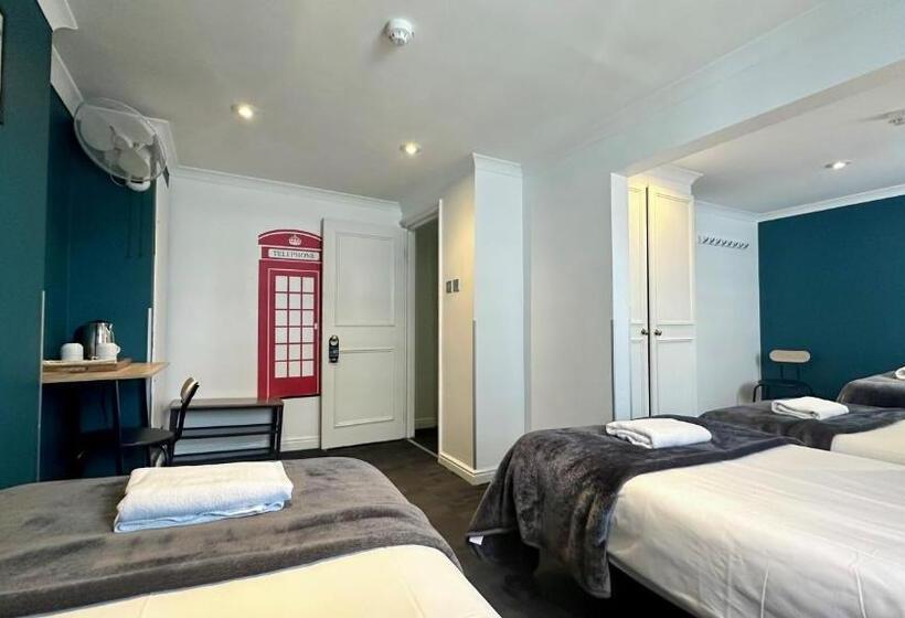 Четырехместный Номер Стандарт, Smart Hyde Park View Hostel