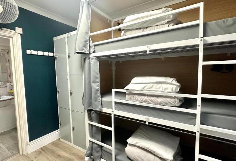 Кровать в Общей Комнате, Smart Hyde Park View Hostel