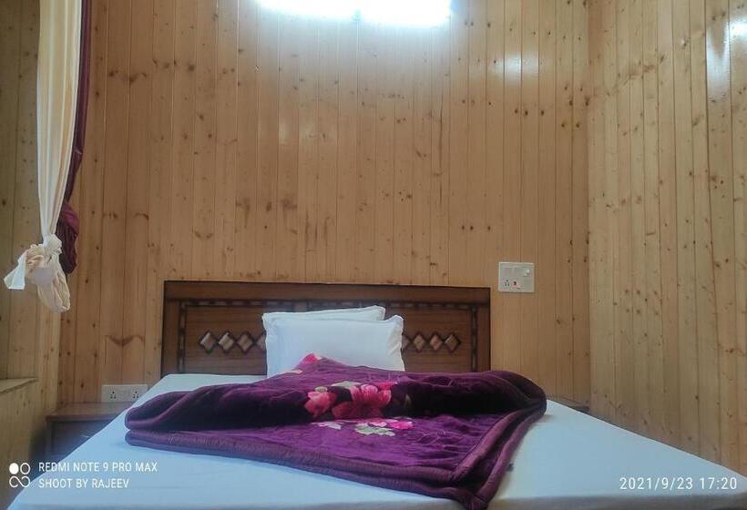 Трехместный Номер Классика, Pop 83120 Kamal Guest House Tirthan