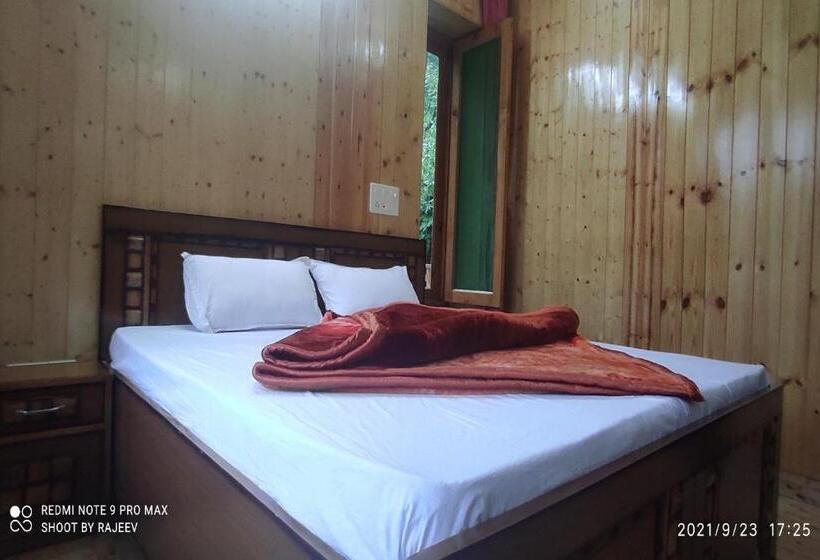 Трехместный Номер Классика, Pop 83120 Kamal Guest House Tirthan