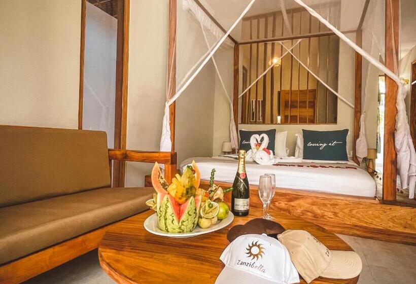 Трехместный Номер Стандарт Вид на Сад, Zanzibella Hotel & Spa