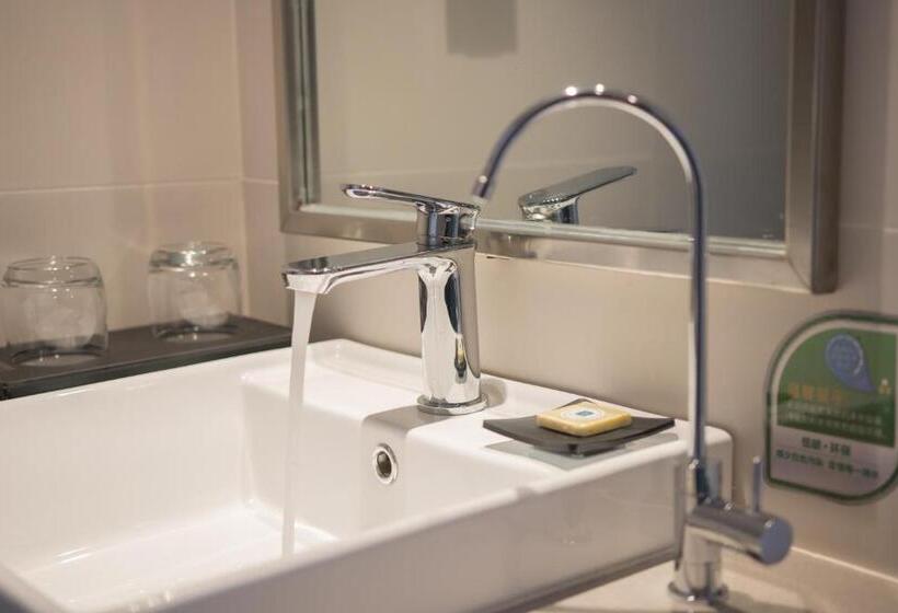 ファミリールーム, Home Inn Selected Shanghai Harbour City