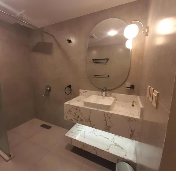 침실 3개 아파트, Al Anoud & Aljawhara Apartments