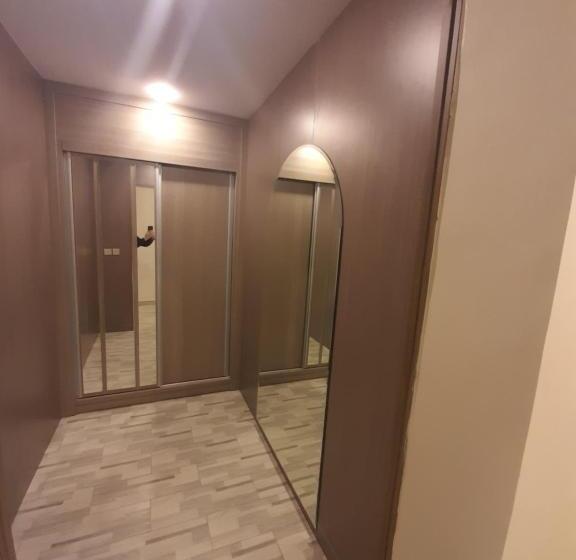스탠다드 스튜디오, Al Anoud & Aljawhara Apartments