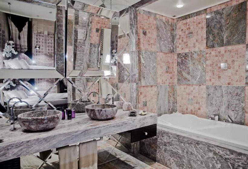 Студия Deluxe, Royal Castle Design & Spa