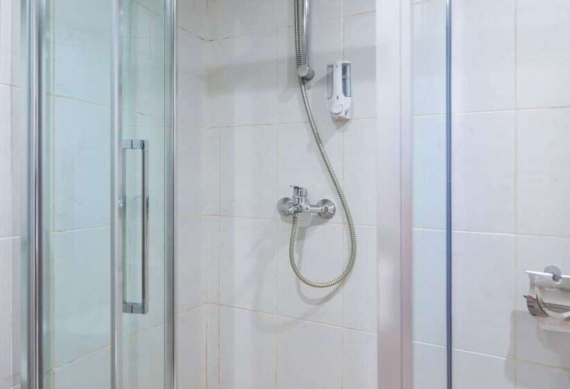 اتاق استاندارد, City Hotel