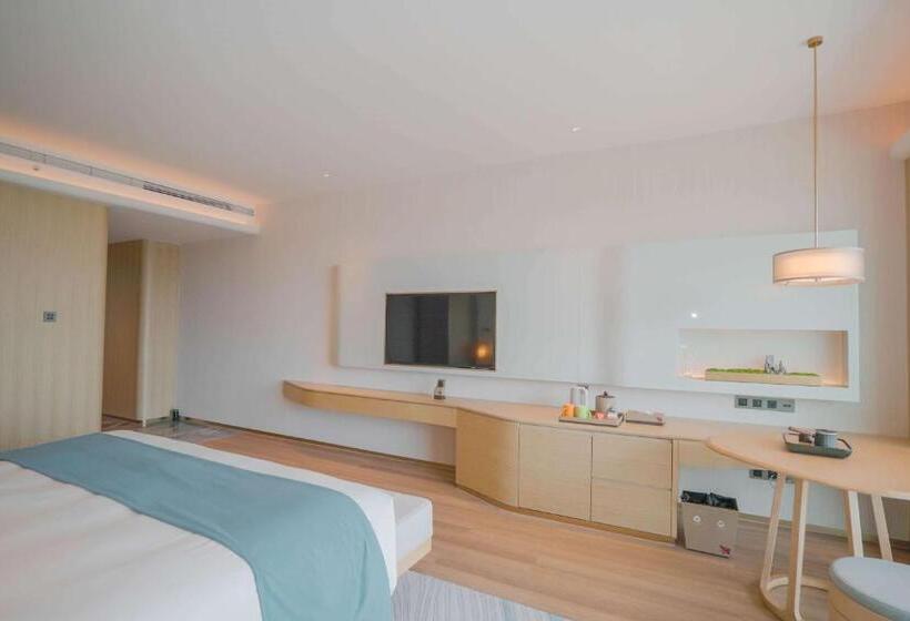 Номер Deluxe Кровать Кинг, Wyndham Garden Jinjiang