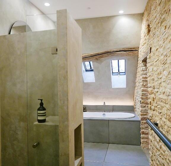 Номер Deluxe, La Maison De Pommard