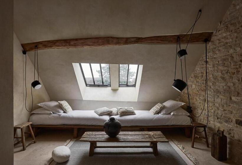 Люкс Кровать Кинг, La Maison De Pommard