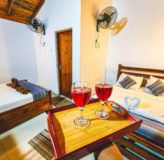 اتاق لوکس خانوادگی, Birds Paradise Inn