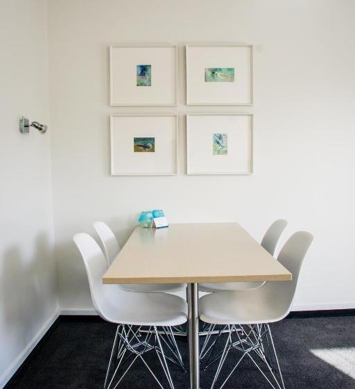 2 Bedroom Premium Apartment Lake View, Radfords On The Lake