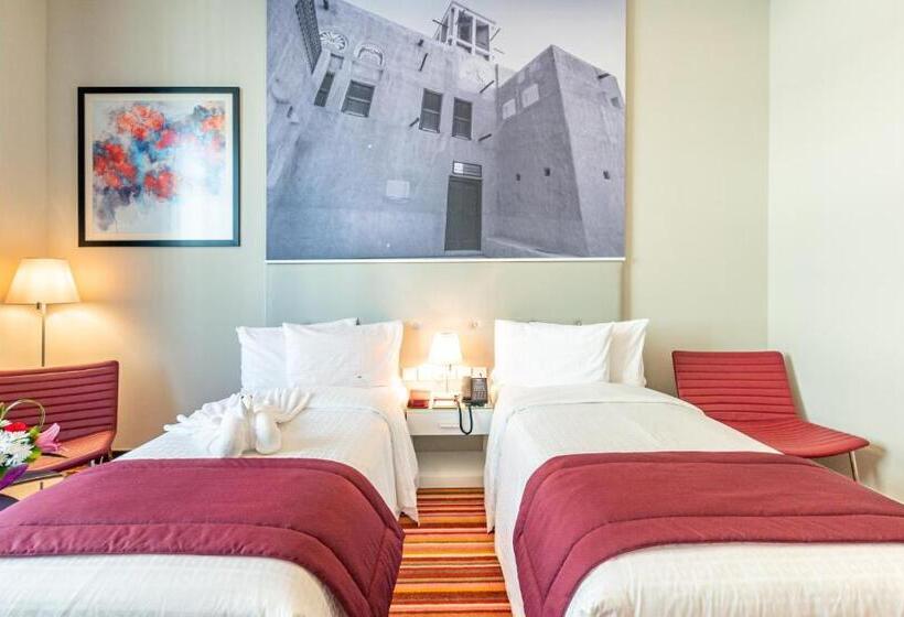 Номер Стандарт, Gravity Hotel Abu Dhabi