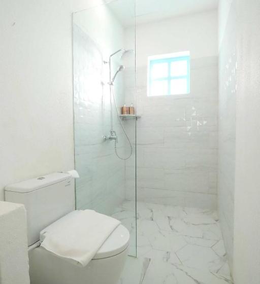 Люкс Кровать Кинг, Loccal Collection Hotel Komodo
