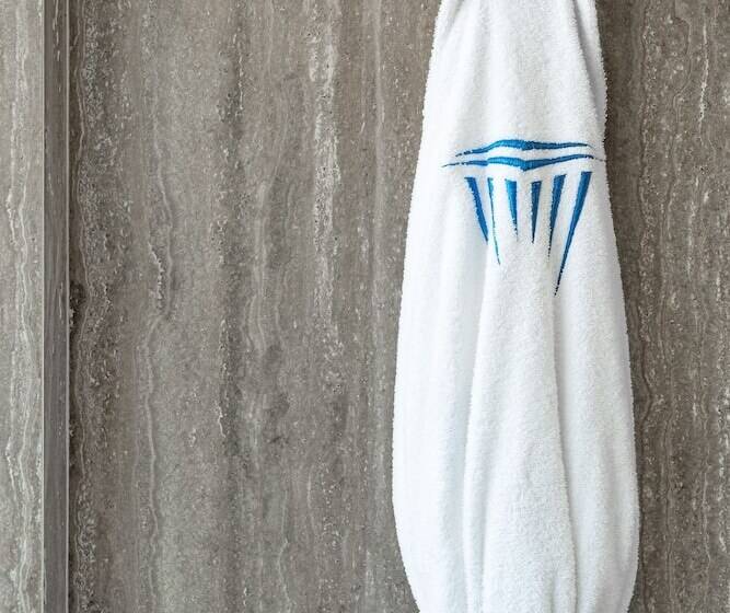 주니어 스위트, Hellenic Vibes Smart